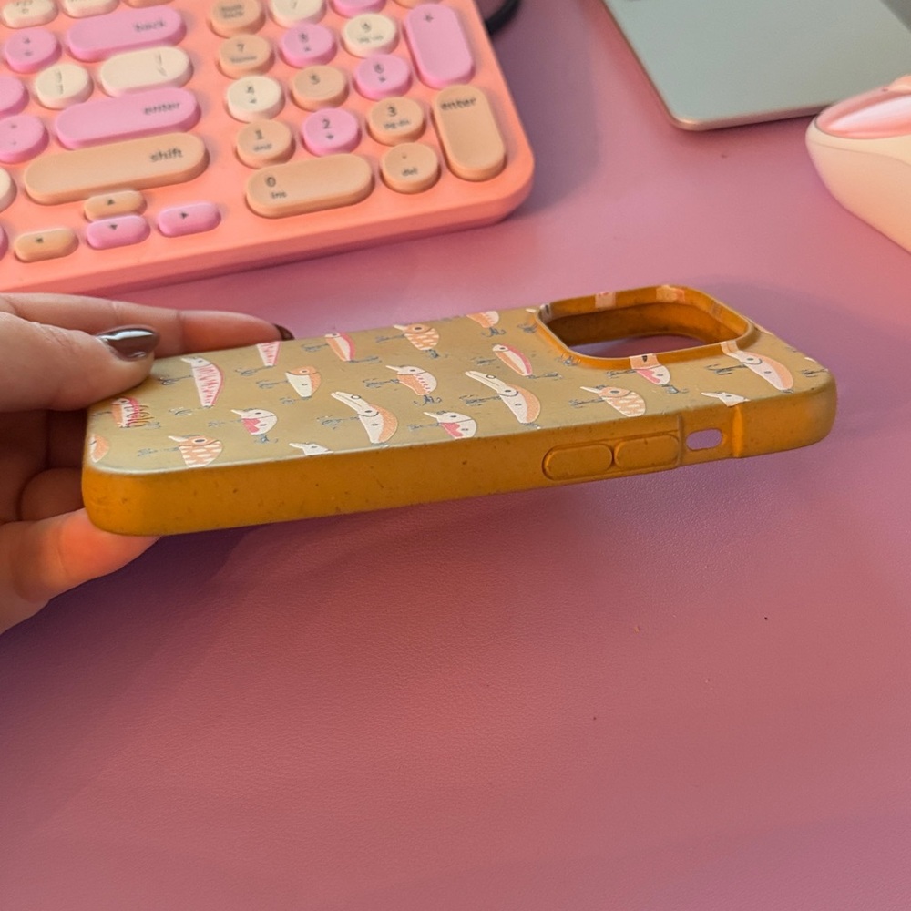 Pela Honey Cute Catch iPhone 14 Pro Case - Picture 5 of 5